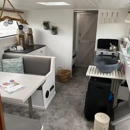 Apartment Classic Boat 4-6p Boco Living Marina *