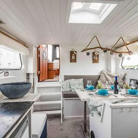 Apartment Classic Boat 4-6p Boco Living Marina